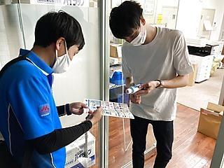 森永乳業の宅配スタッフ