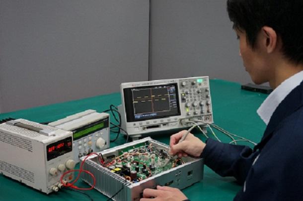 検査装置から製品試作まで、仕様検討から回路設計、基板設計、製作評価までワンストップで対応
