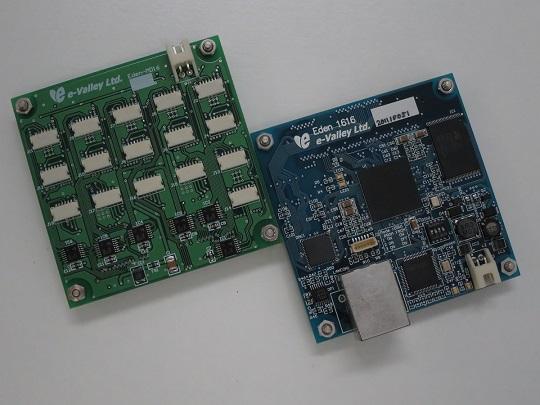 当社オリジナル基盤：Eden-1616。ロボット制御に必要なリソースを１枚の基板に集約しています。