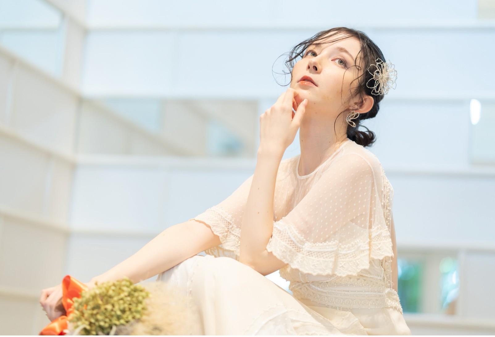 結婚式場のヘアメイクスタッフ