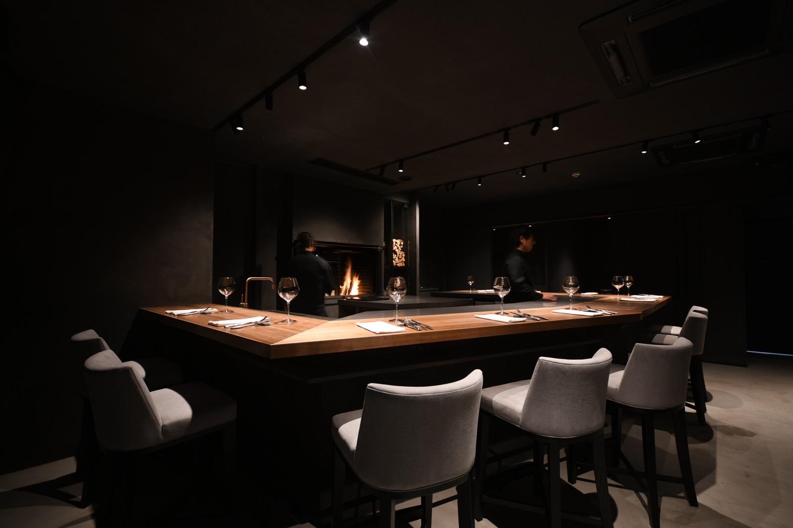 薪焼のイノベーティブレストラン
